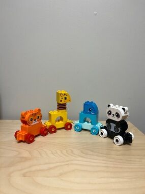 LEGO DUPLO Zoo Animals on Train - Preschool toy
